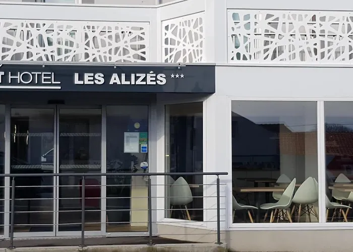 阿利泽布里特酒店 3* 波尔尼克