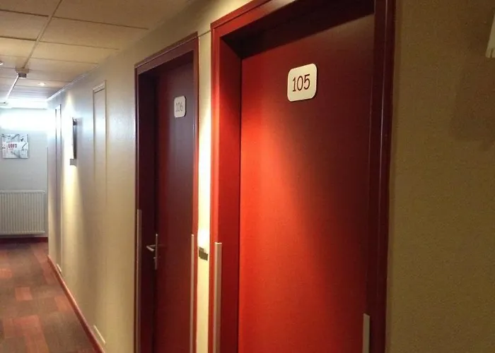 阿利泽布里特酒店 波尔尼克